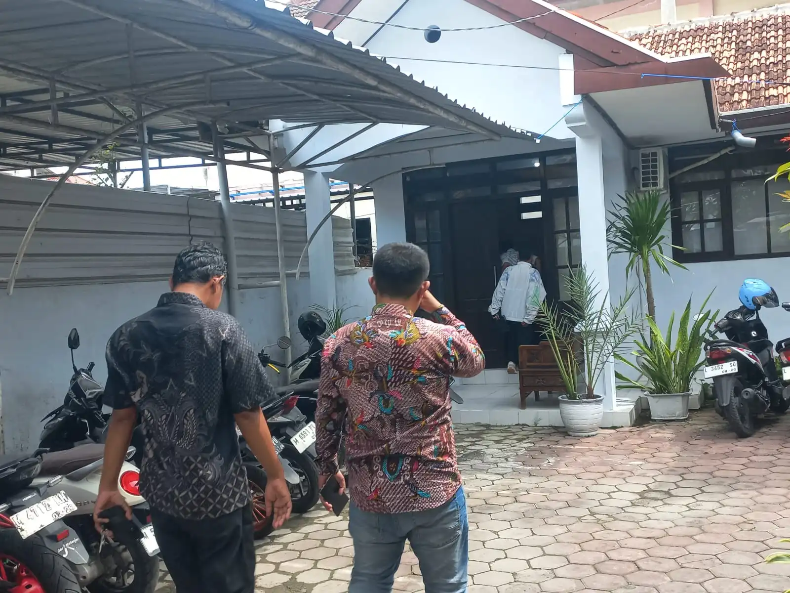 Inspektorat Panggil Pj Kades dan Perangkat Desa Banyukapah, Ekspos Hasil Audit DD Digelar Tertutup