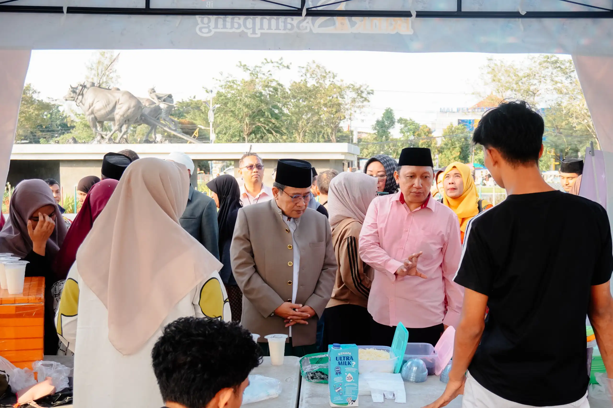 Fasilitasi Bazar Takjil Ramadan, MUI Sampang Dorong UMKM Bersertifikat Halal