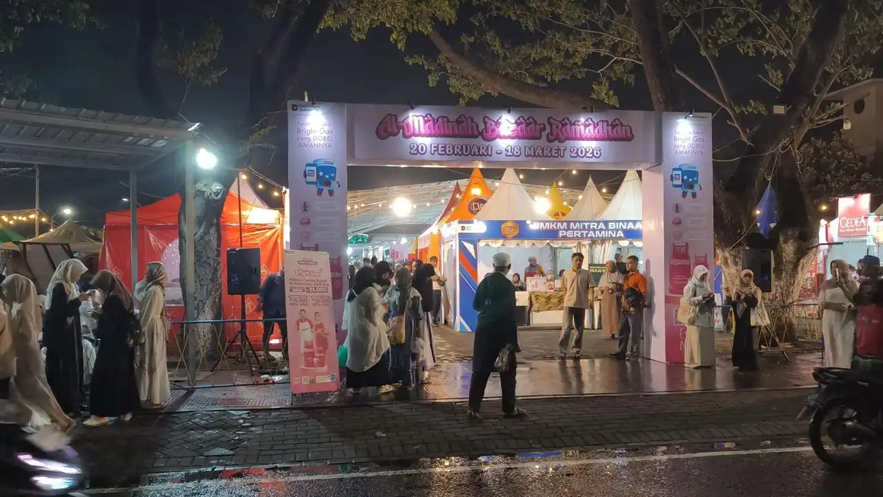 Pertamina Dukung UMKM Berdaya Bersama Bright Gas, Semarakkan Bazaar Ramadan di Surabaya