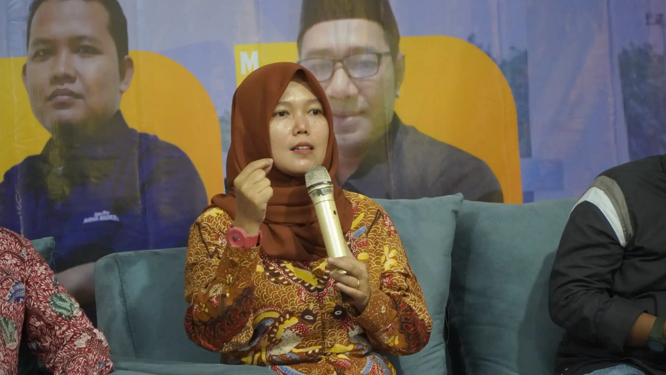 Apresiasi Buku Miftahur Rozaq, Bawaslu Jatim: Buku Ini Kawinkan 18 Tahun Pengalaman Mahal Penyelenggara Pemilu