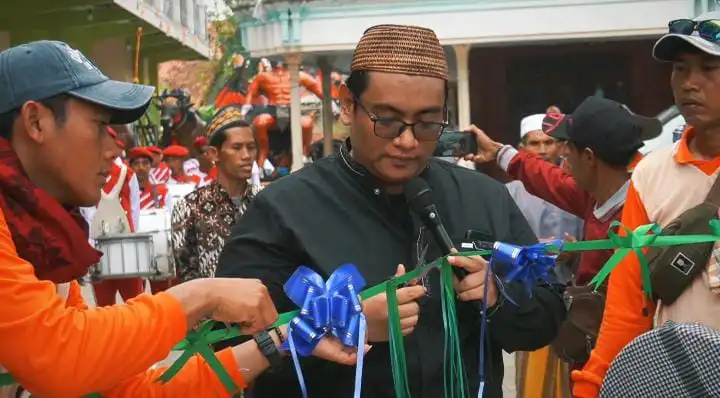 Ponpes Darul Mukhlisin Sampang Gelar Karnaval Imtihan, Perkuat Syiar Islam dan Harmoni Sosial