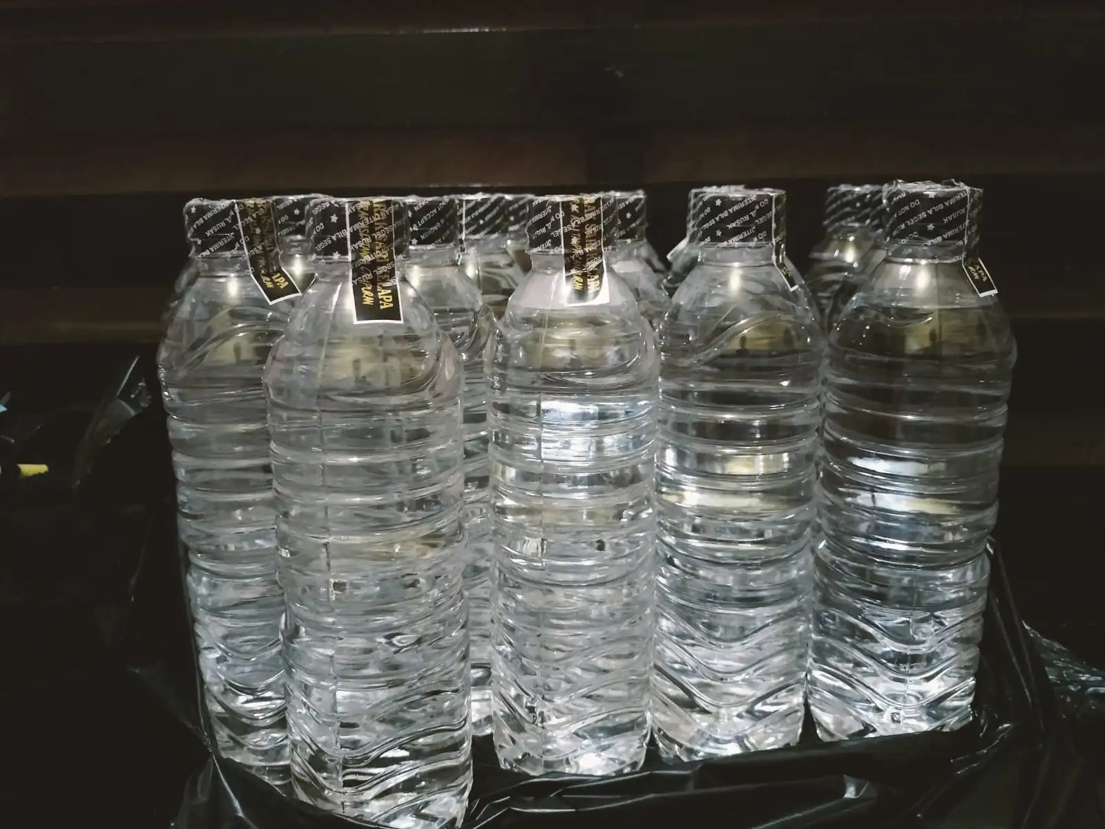 18 Botol Arak di Kedungdung Sampang Disita Polisi, Penjual Miras Diamankan