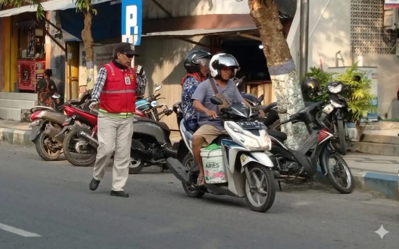 Dishub Sampang Kucurkan Rp154 Juta untuk Stiker Parkir Berlangganan
