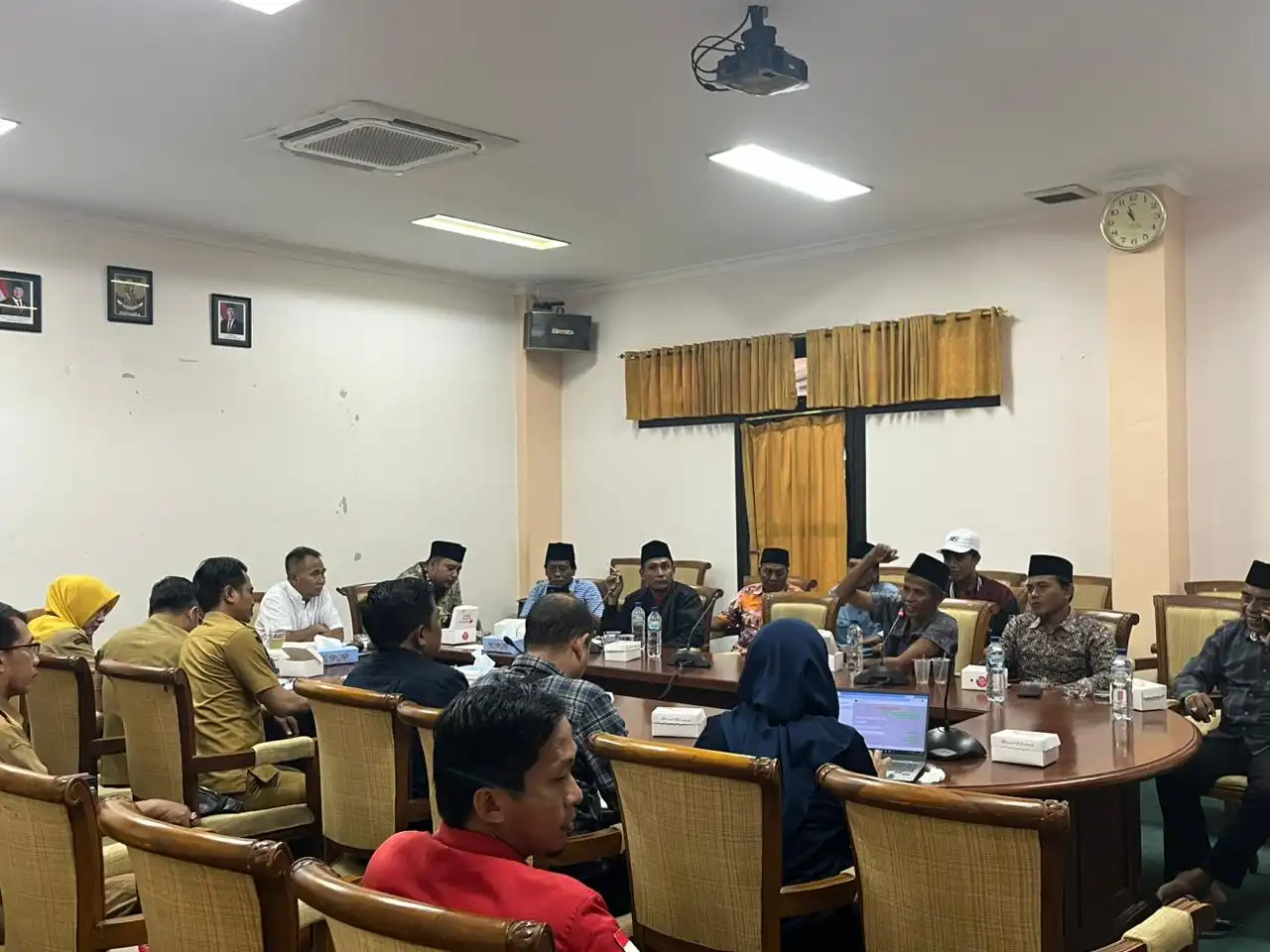 Soroti CSR dan Rekrutmen Pekerja PT Garam, Warga Camplong Datangi DPRD Sampang