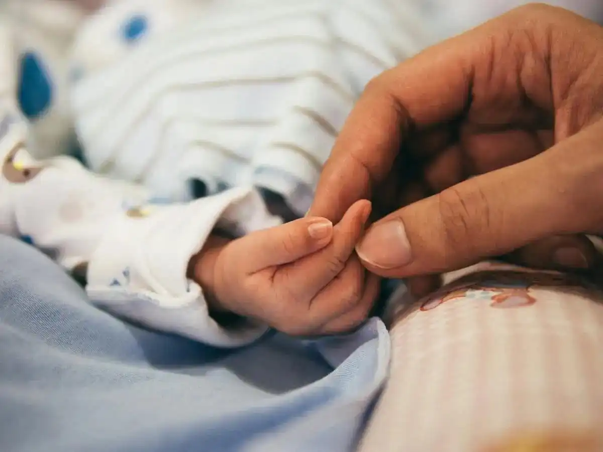 Perempuan di Bangkalan Buang Bayi Baru Lahir di Bawah Pohon Mangga