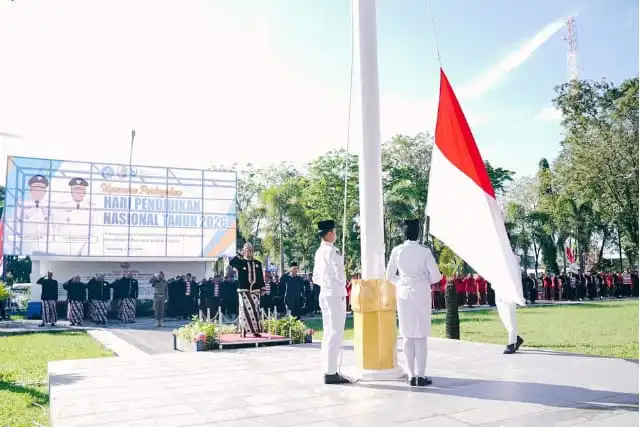 Peringati Hardiknas 2026, Wabup Sampang: Pendidikan untuk Memanusiakan Manusia 