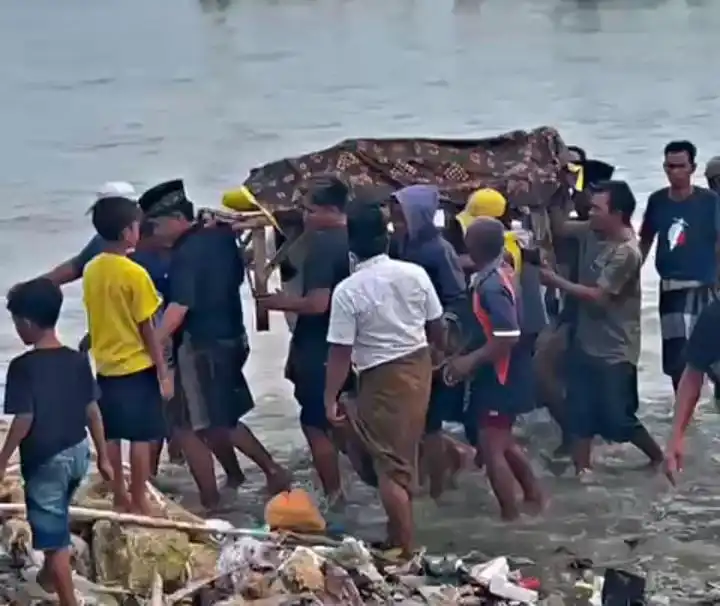 Nelayan di Sampang Meninggal saat Menarik Jaring di Tengah Laut