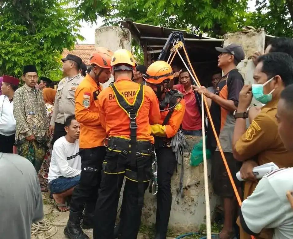Tim SAR Evakuasi Jenazah Nenek di Sumenep dari Sumur Sedalam 25 Meter