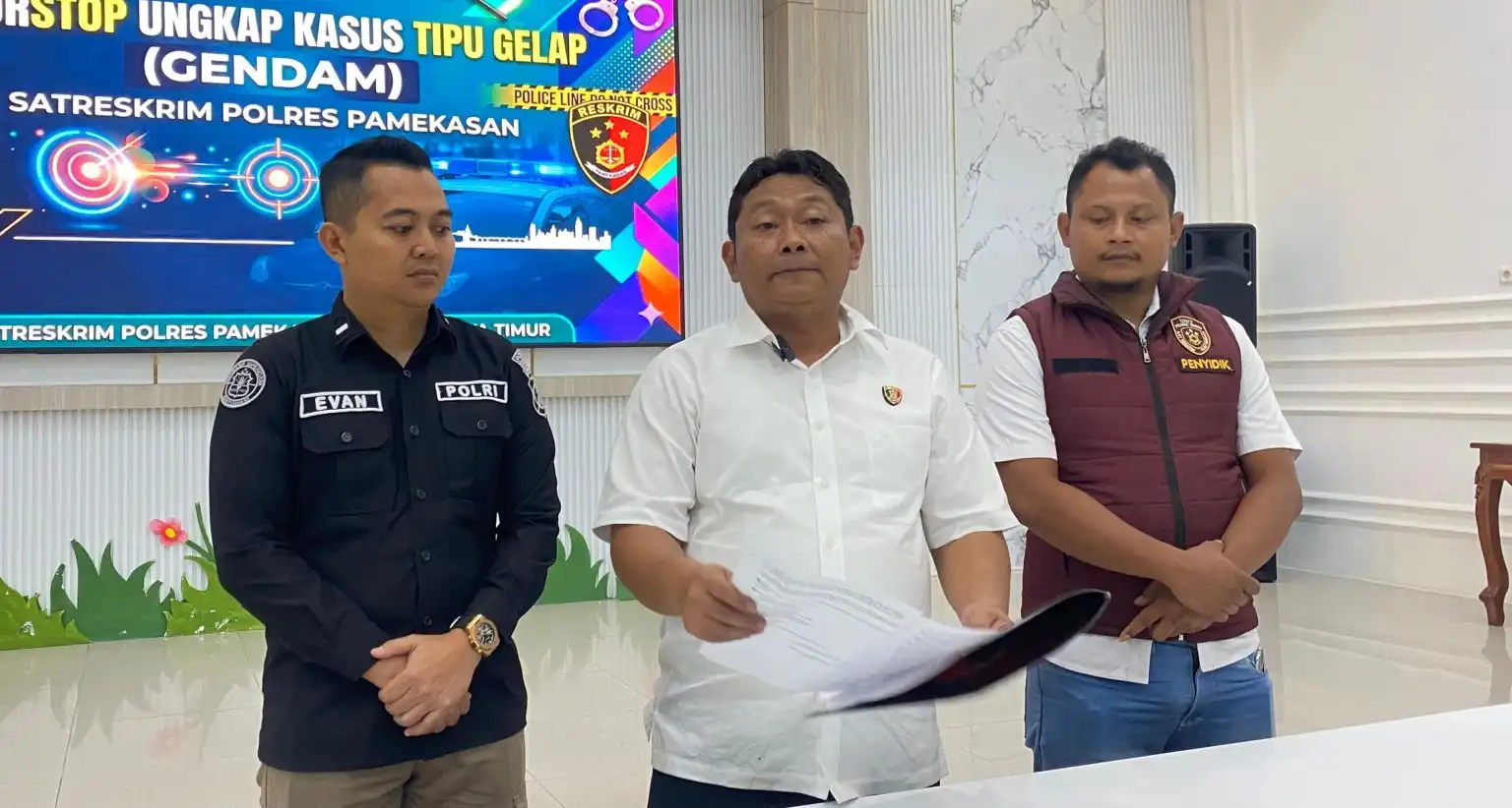 Warga Pamekasan Diringkus Polisi di Sampang, Diduga Tipu Lansia Rp11 Juta