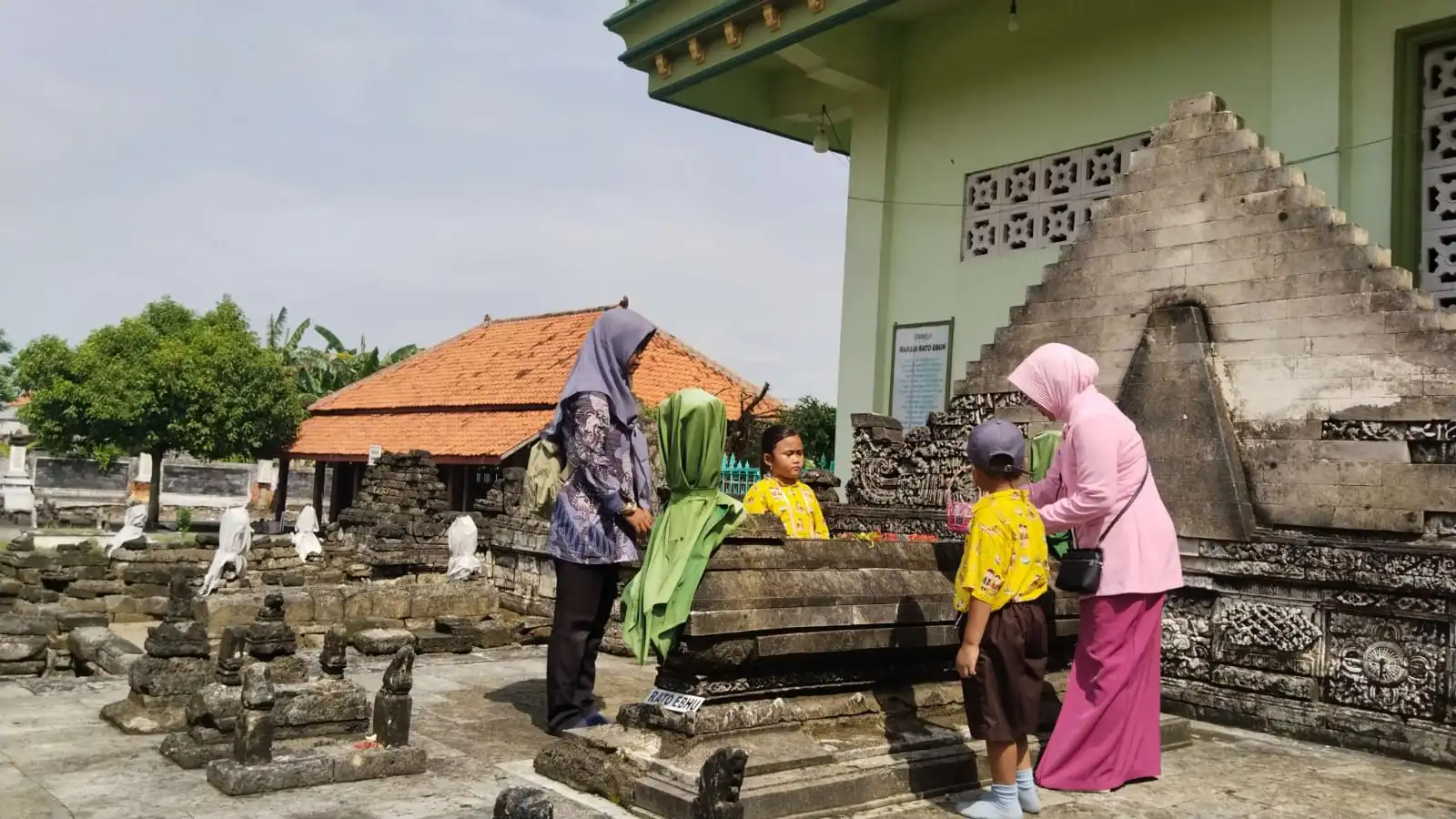 Retribusi di Kawasan Makam Rato Ebuh Belum Terealisasi, Pemkab Tunggu Persetujuan Ahli Waris