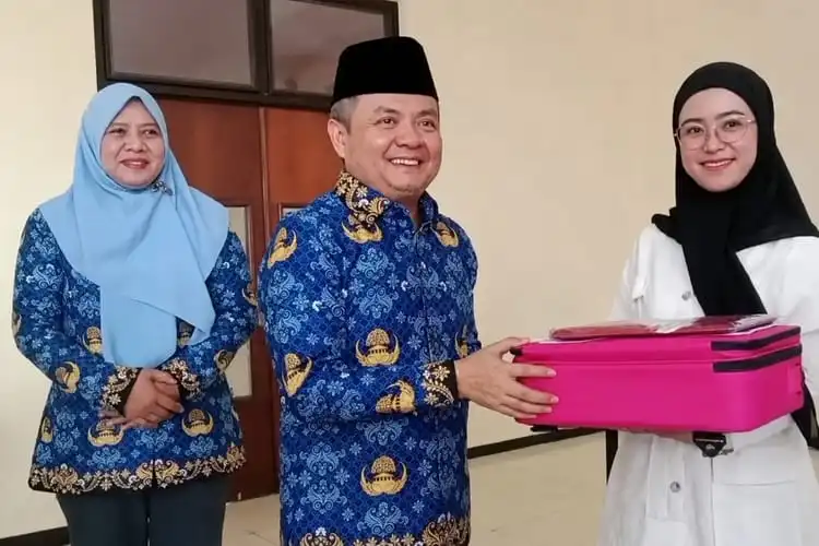  Pengangguran di Bangkalan Dilatih Jadi Konten Kreator hingga Tata Rias