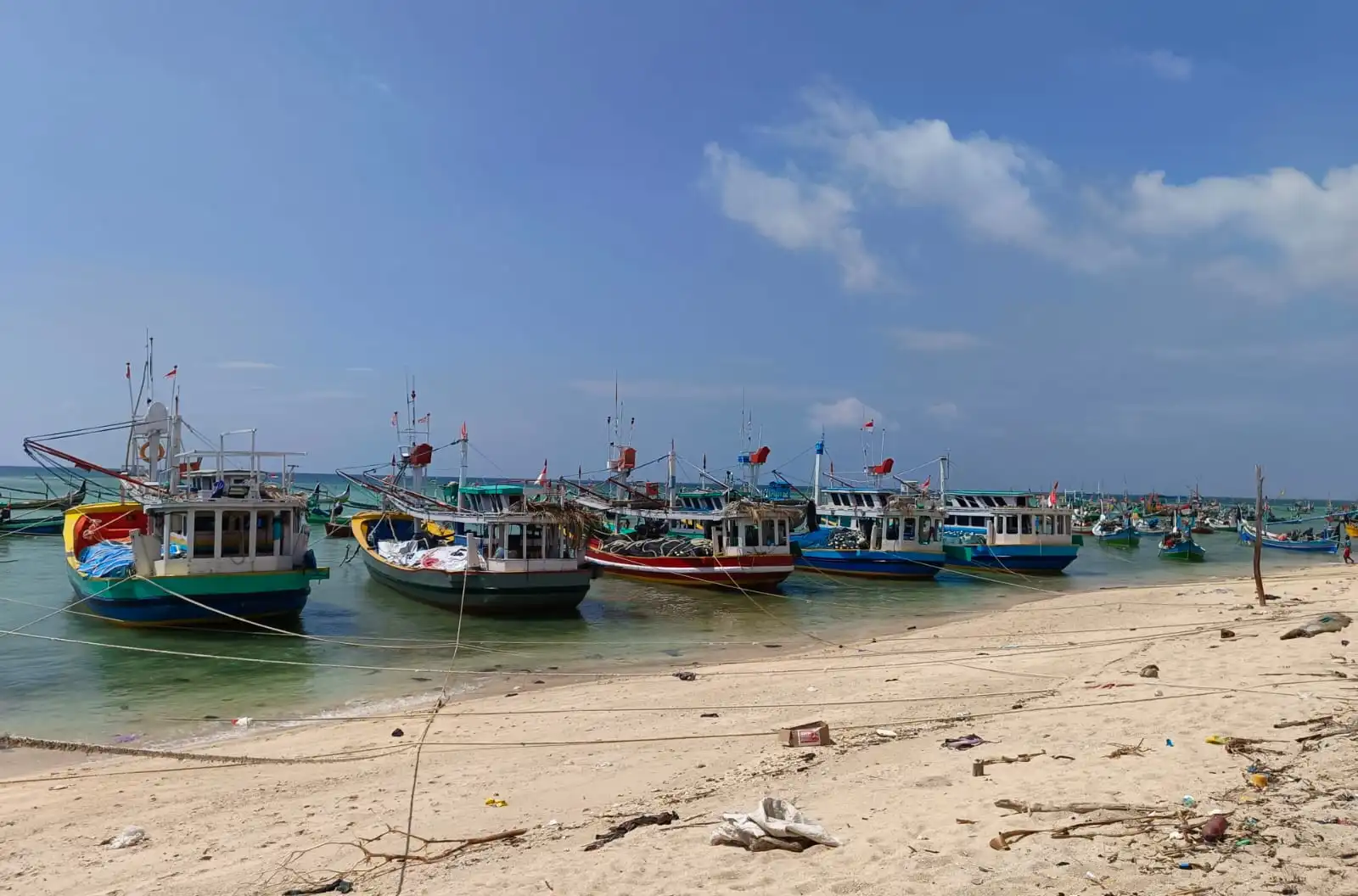 Cuaca Buruk, Nelayan Desa Pulau Mandangin Tidak Melaut