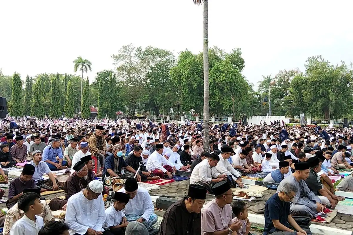 Ribuan Warga Muhammadiyah Pamekasan Shalat Ied Serentak di 16 Titik