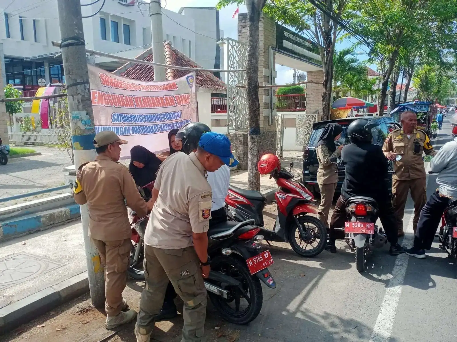 772 Unit Kendaraan Dinas di Sampang Nunggak Pajak hingga 2025