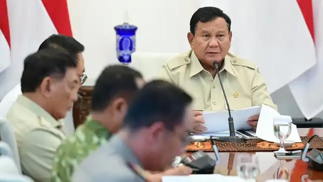 Prabowo Pimpin Rapat Bahas Penanganan Karhutla