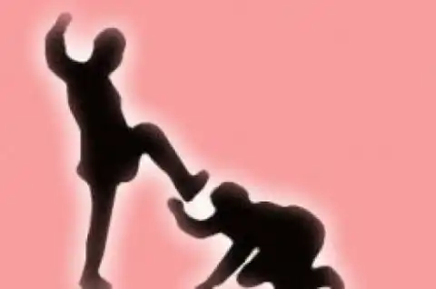 Polisi Tetapkan 3 Tersangka Pelaku Penganiayaan Nenek di Bangkalan