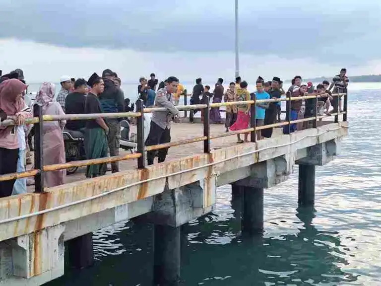 Warga Sumenep Lompat dari Jembatan Pelabuhan, Polisi: Sampai Sekarang Belum Ditemukan