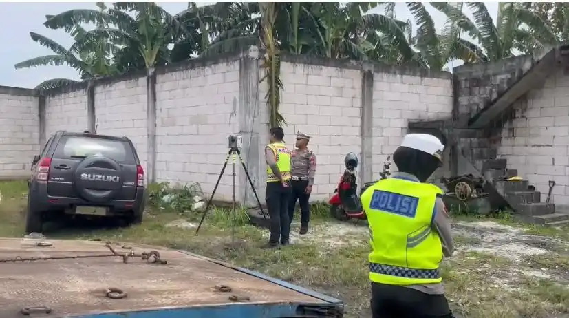 Mobil Dinas Polisi Tabrak Pemotor Hingga Tewas, Polres Bangkalan Tunggu Hasil Olah TKP Polda Jatim