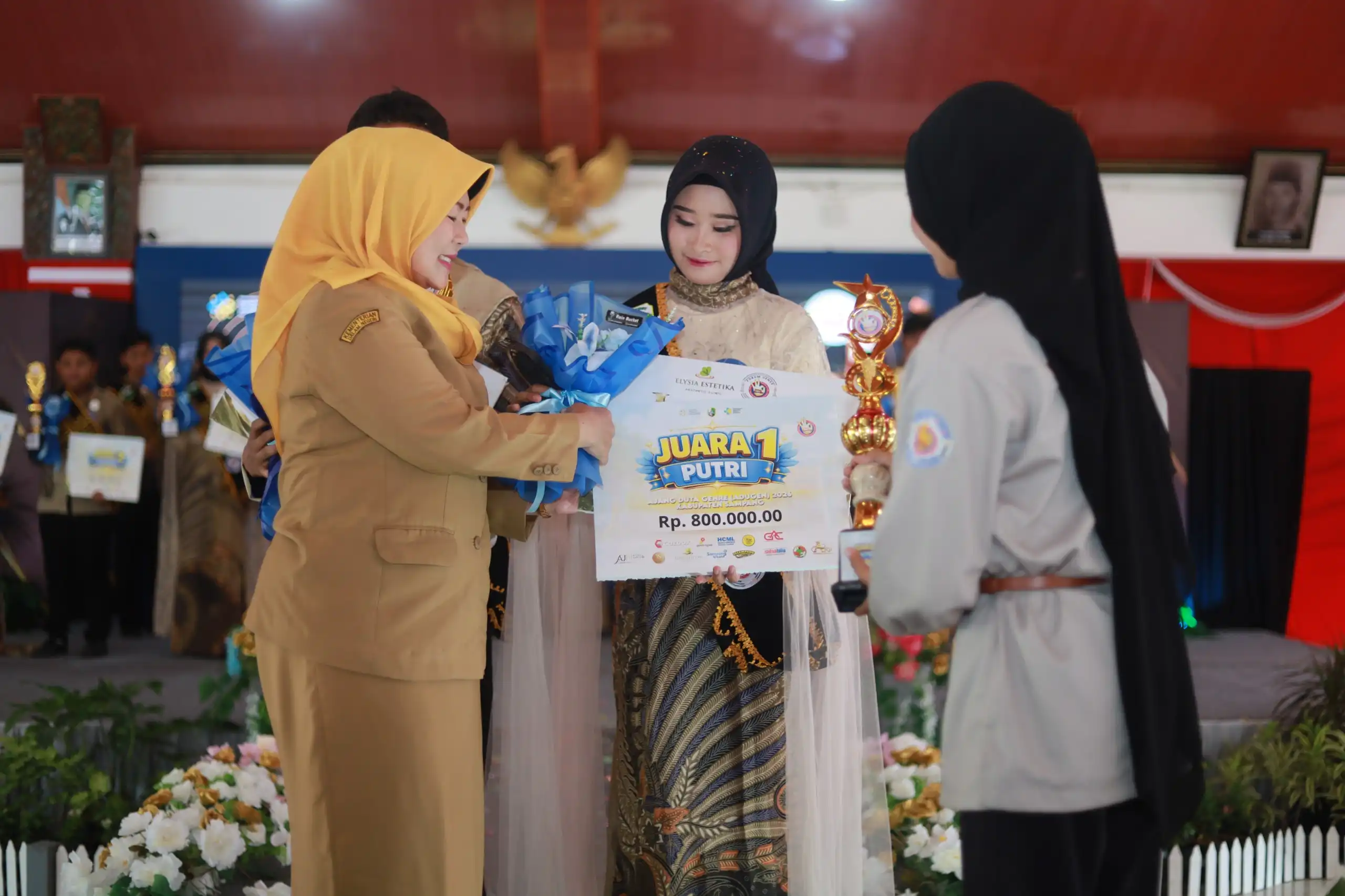 Rr Armadina Putri Melia Juara 1 Duta GenRe Putri Sampang 2026, Siapkan Program Ruang Berbagi Cerita