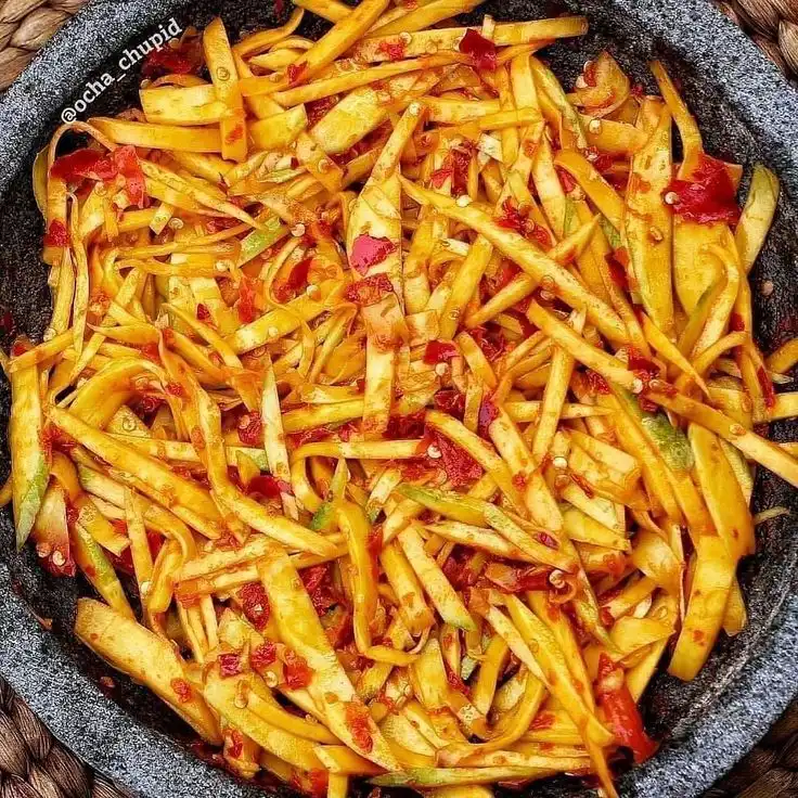 Tutorial Membuat Sambal Mangga Muda (Pencit) Khas Bebek Madura di Rumah