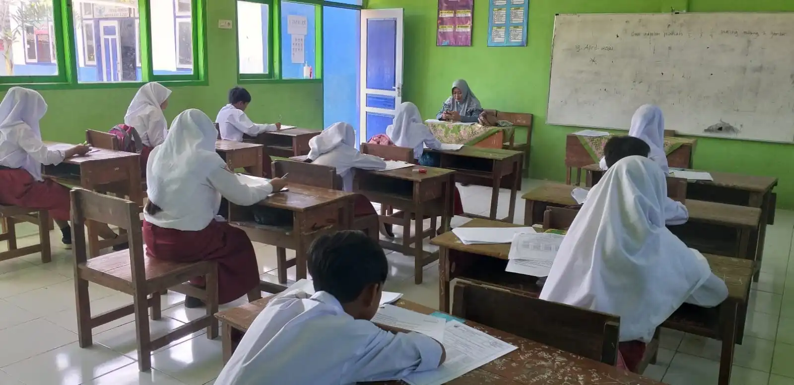 Oknum Kepsek Hampir Setahun Bolos, Kadisdik Sampang: Sekarang Sudah Ditangani BKPSDM