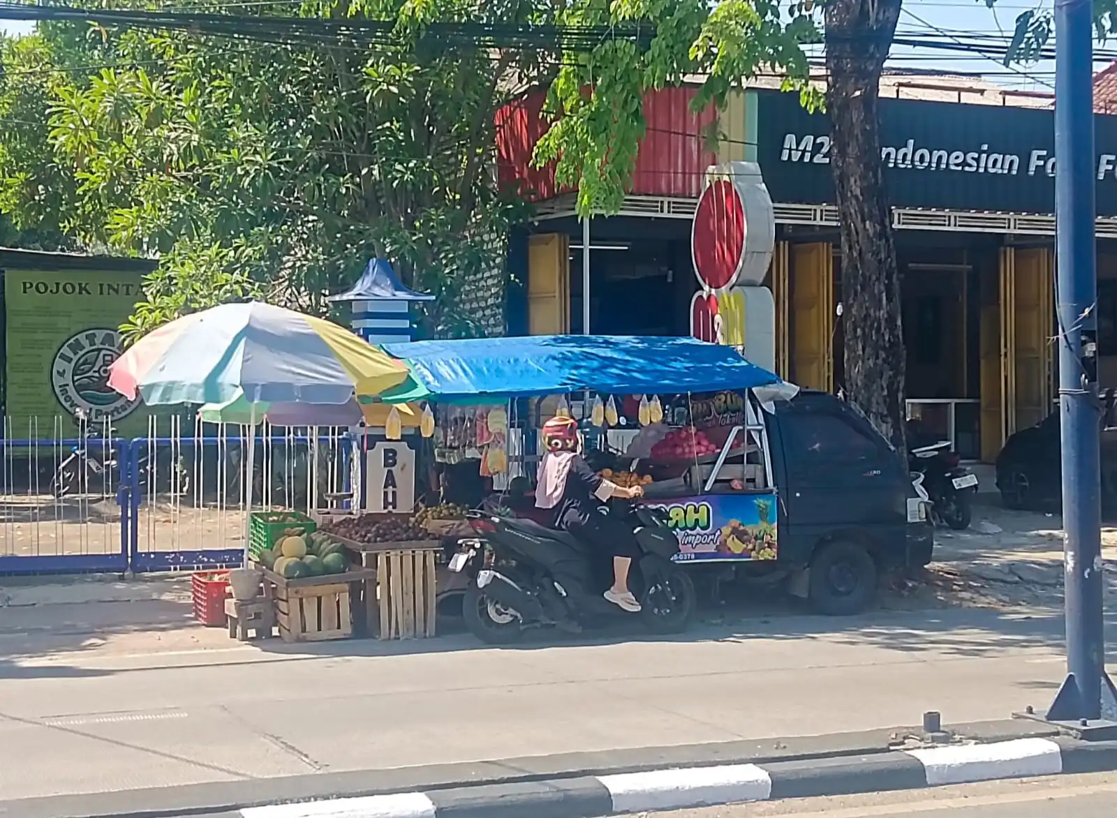 PKL di Trotoar dan Bahu Jalan di Sampang Bakal Ditertibkan