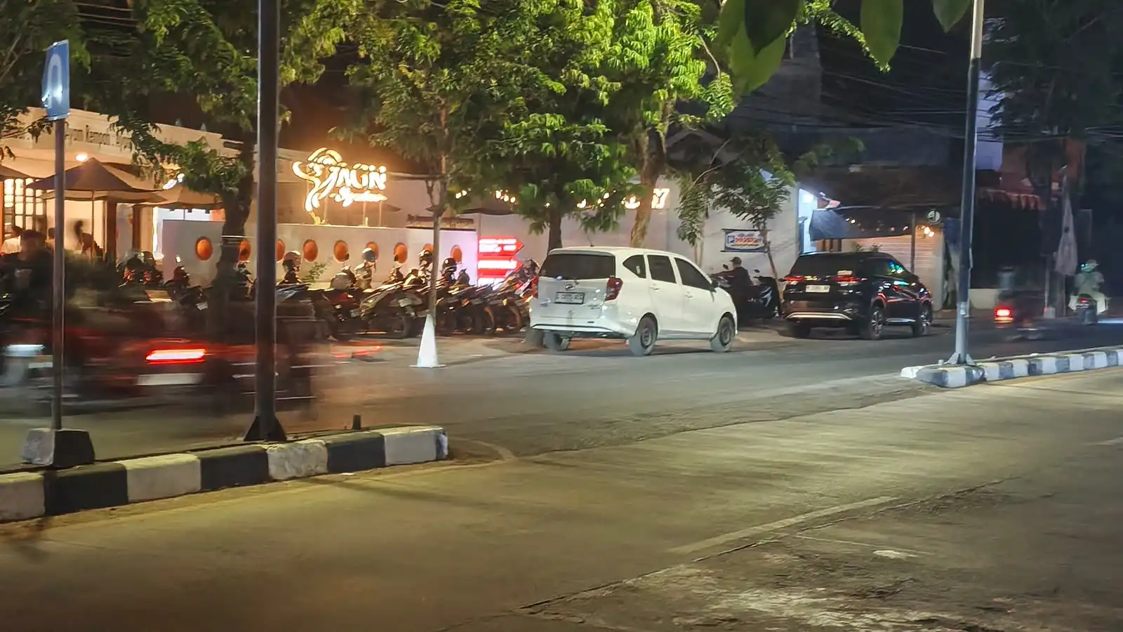 2 Kali Ditegur Tak Digubris, Satpol PP Sampang Ancam Bongkar Parkir AGN Signature