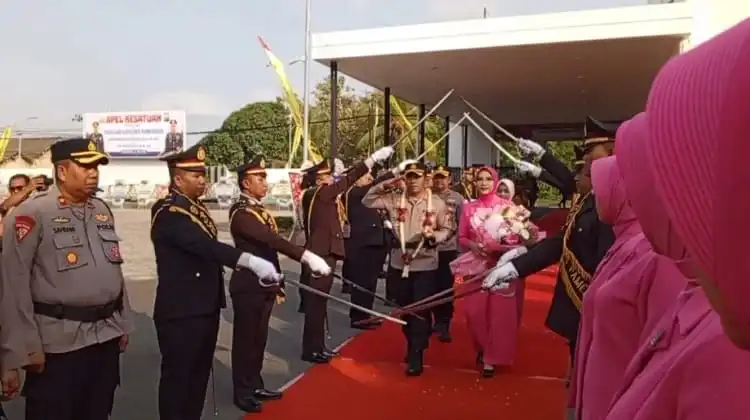 Tongkat Komando Berganti, Wahyu Hidayat Jabat Kapolres Pamekasan