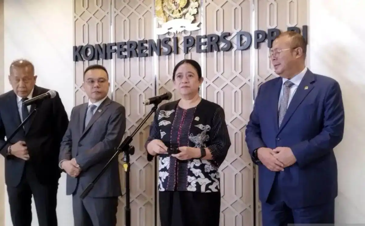 Listyo Diberhentikan Sebagai Kapolri, Ketua DPR: Karena Sudah Waktunya