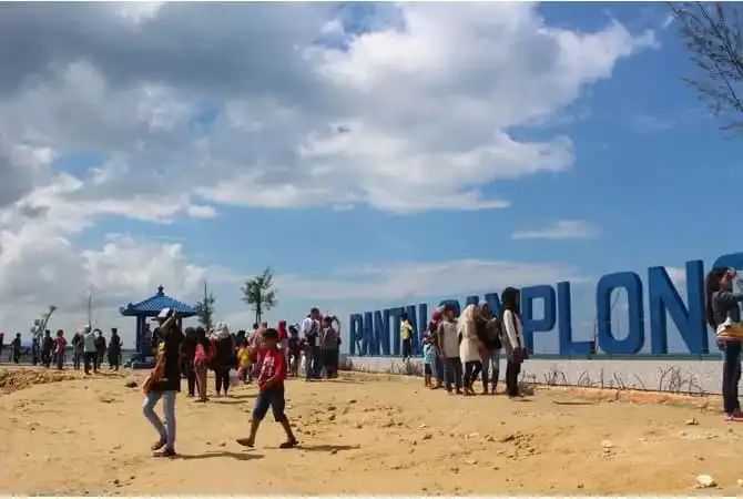 Antisipasi Cuaca Ekstrem, Pengelola Wisata di Sampang Perketat Pengamanan Libur Nataru