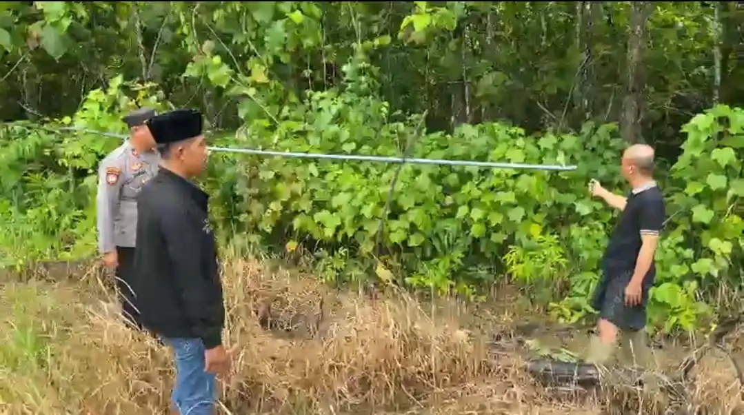 Sumur Bor Warga Sampang Keluarkan Gas, Polisi Pasang Garis Pengaman