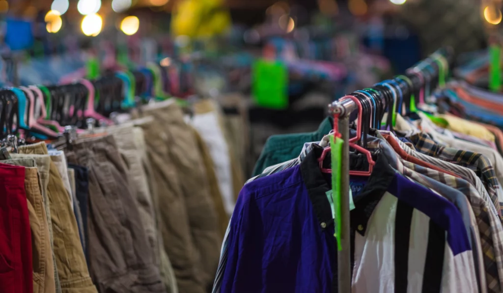 Dari Pasar Senen ke Instagram: Evolusi Tren Thrifting di Indonesia