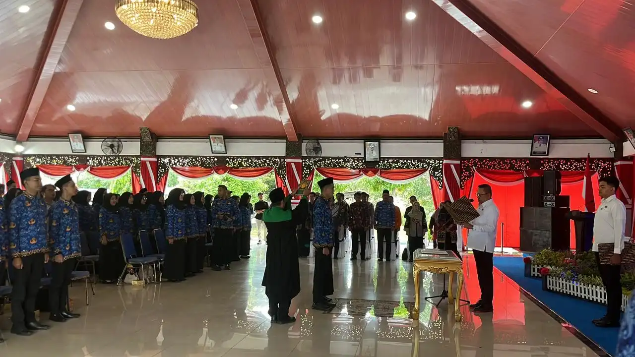 Lantik 118 PNS, Bupati Sampang: Tunjukkan Kinerja dan Pelayanan Publik yang Prima