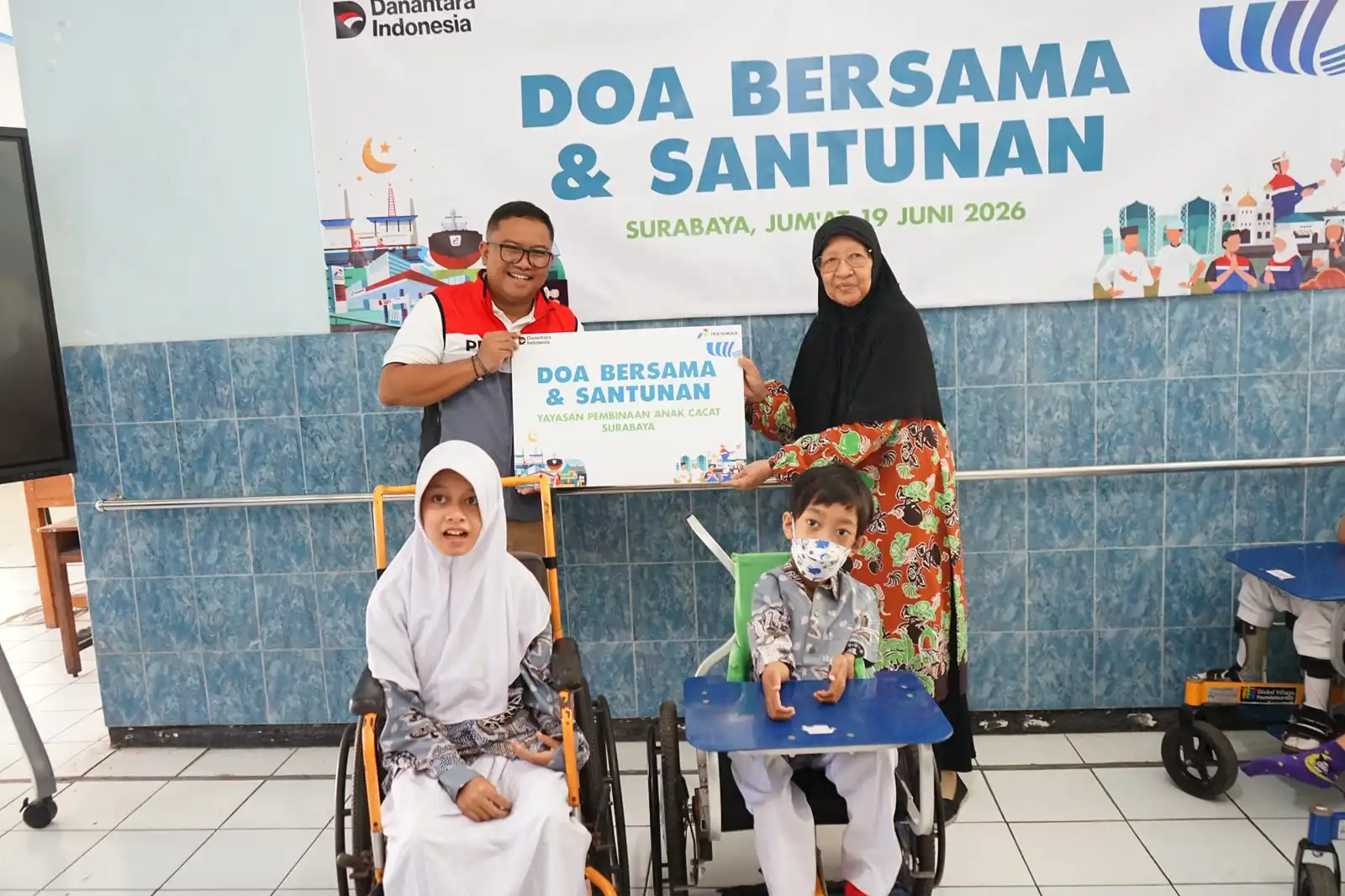 Pertamina Patra Niaga Berikan Santunan Lintas Agama Serentak di 3 Provinsi