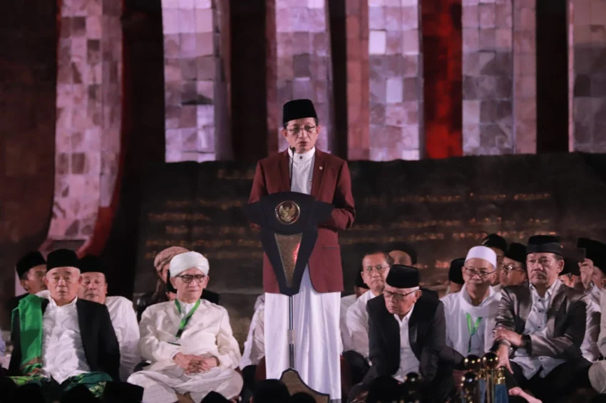 Peran Tokoh Agama dalam Membimbing Masyarakat