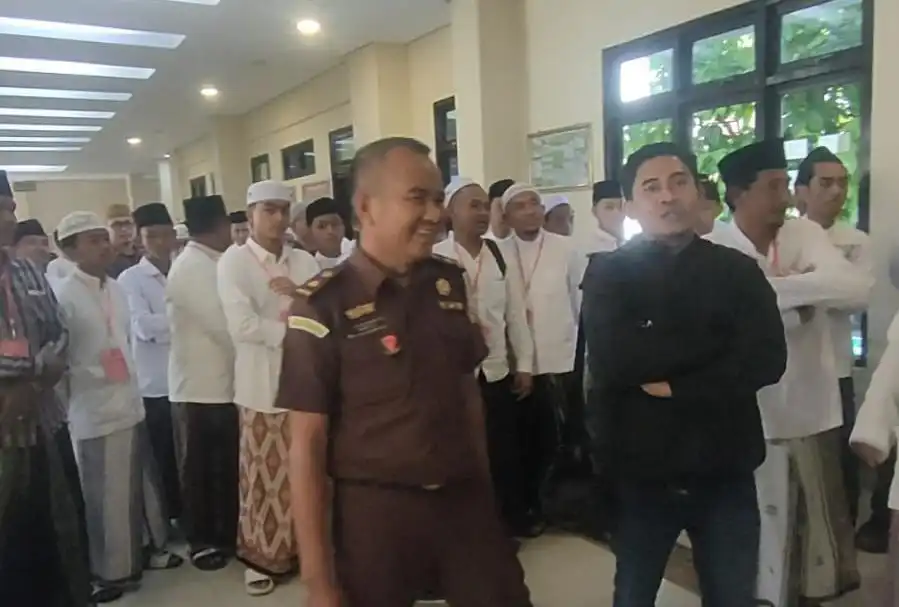 Alumni - Simpatisan se-Madura Raya Akan Datangi Kejari Sampang, Tuntut Keadilan Kasus Penganiayaan Guru Tugas