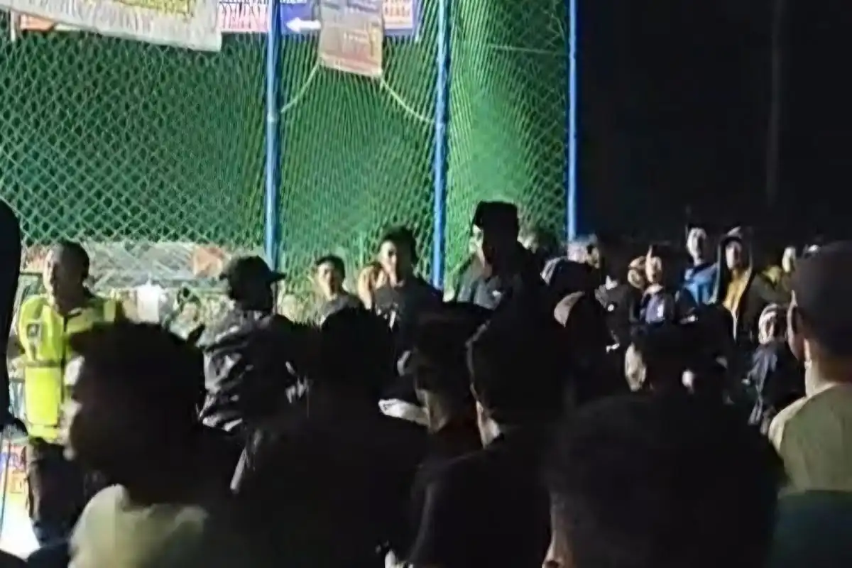 Turnamen Voli Bupati Cup di Sumenep Ricuh