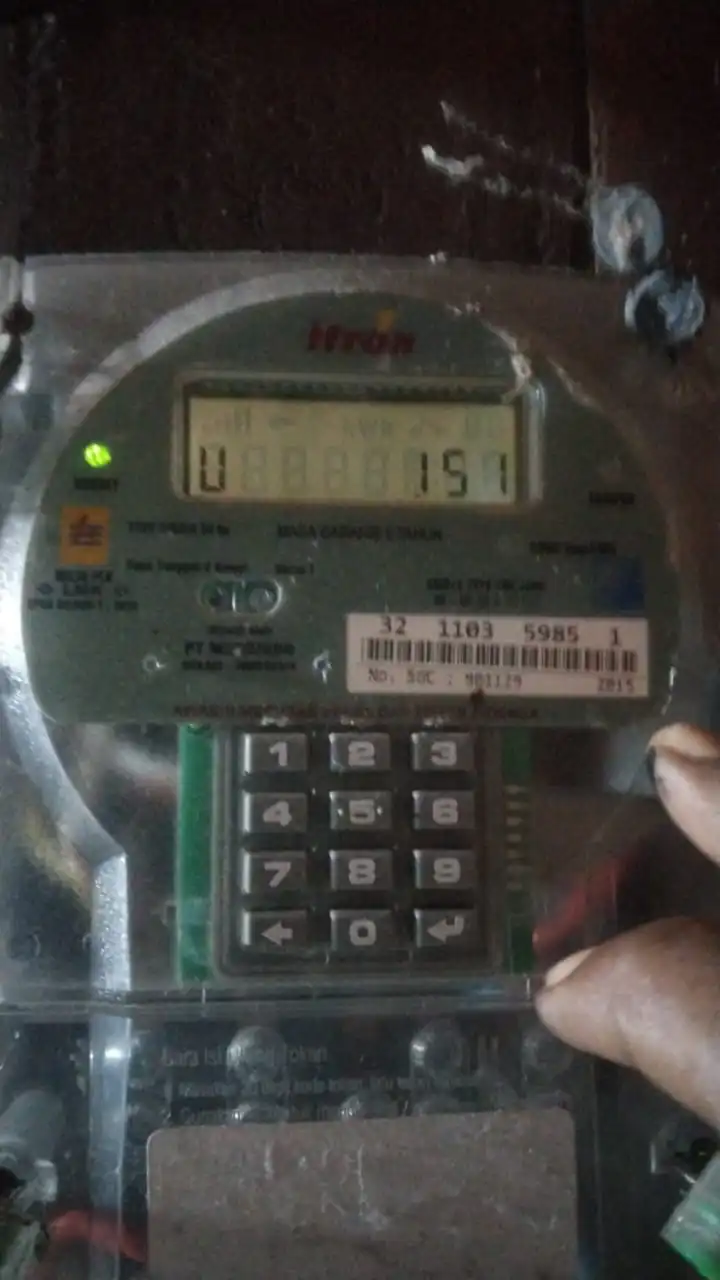 Warga Sampang Keluhkan Tegangan Listrik Tak Stabil, Peralatan Elektronik Rusak