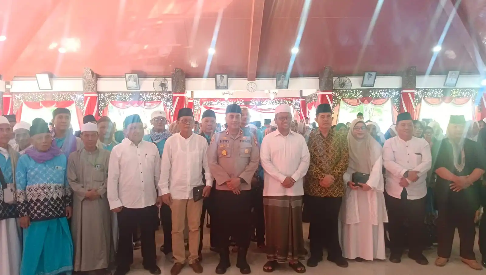616 Jemaah Haji Tiba di Sampang, 2 Meninggal di Tanah Suci