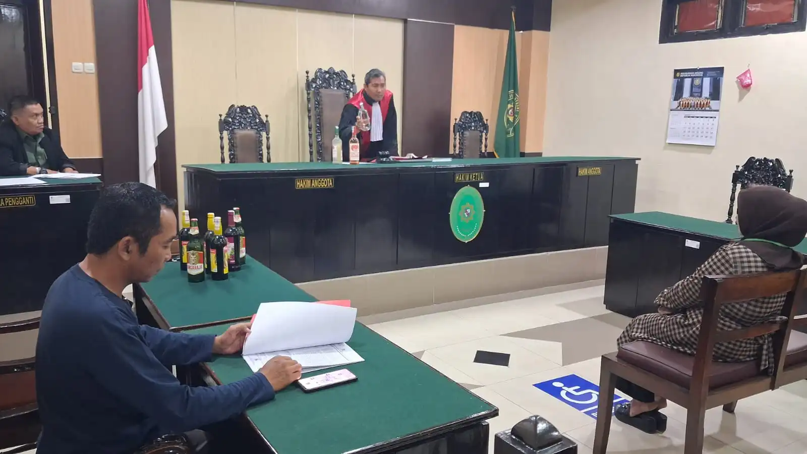 Penjual Miras di Terminal Sampang Dijatuhi Pidana Pengawasan 1 Tahun