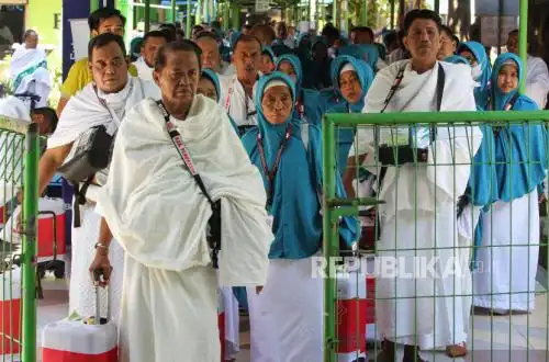 Kemenhaj Pamekasan Ingatkan Jamaah Haji Tidak Jualan Rokok di Tanah Suci