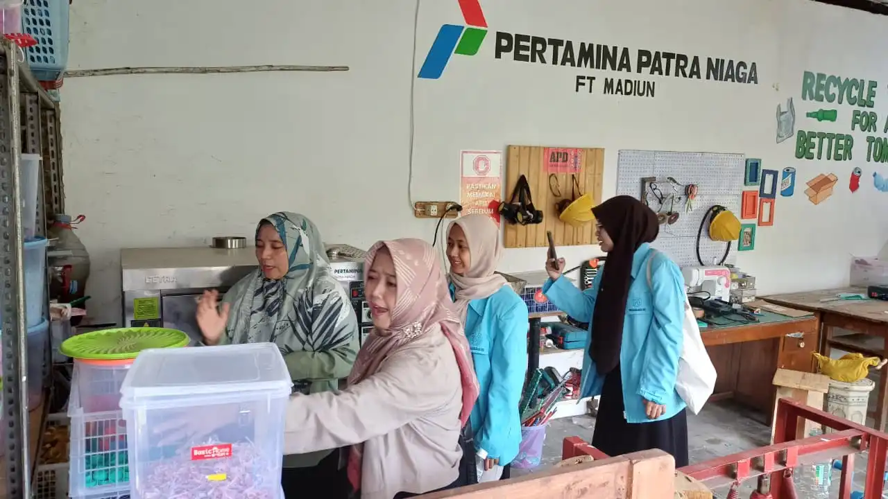 Bersama Pertamina Patra Niaga,  Pesanggrahan Tumbuh Menuju Kampung Berkelanjutan