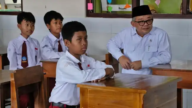 Tingkatkan Mutu Pendidikan, Mendikdasmen Abdul Mu'ti Tekankan 3M