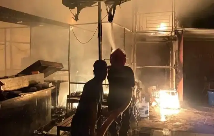 Kafe di Pamekasan Ludes Terbakar, Kerugian Ditaksir Ratusan Juta