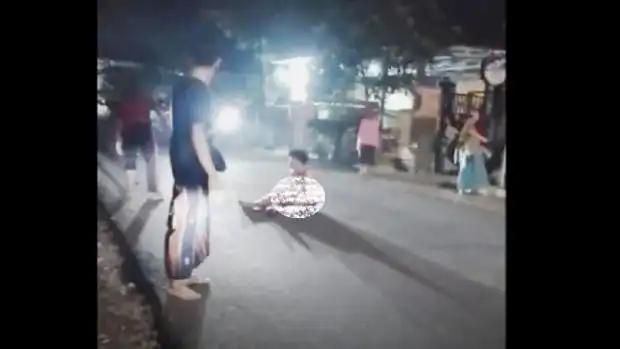 Terkena Petasan, Tangan Kiri Pemuda di Bangkalan Luka Serius