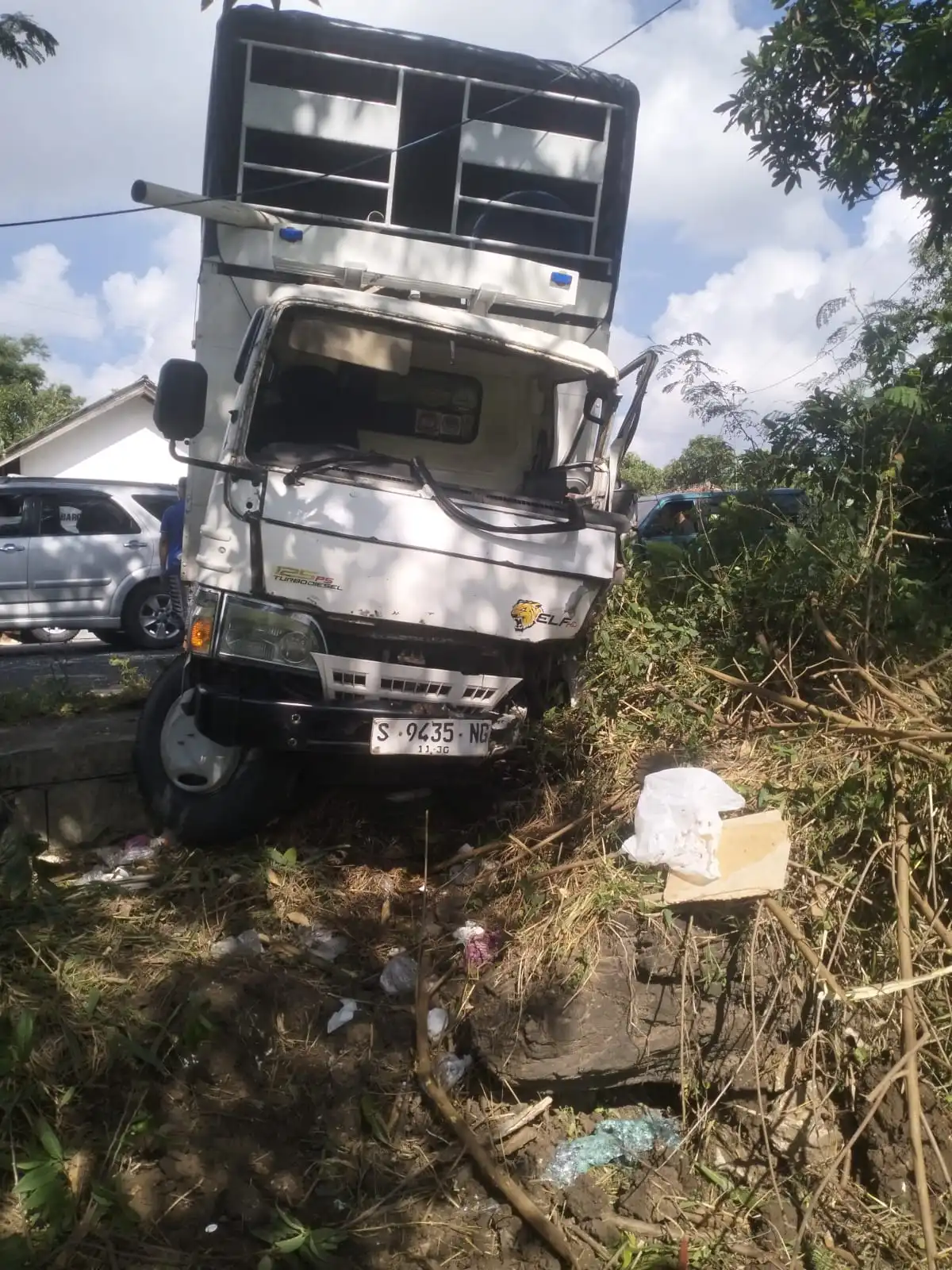Truk vs Minibus Rombongan Anak TK di Bangkalan, 1 Tewas 3 Luka- Luka