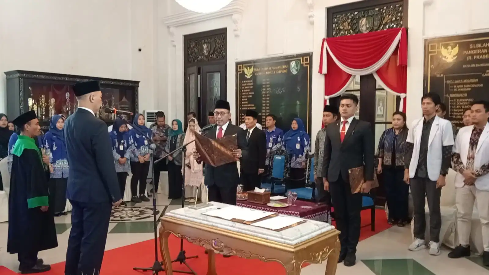 Lantik Direktur Baru, Bupati Sampang: RSMZ Harus Jadi Rumah Sakit Kebanggaan