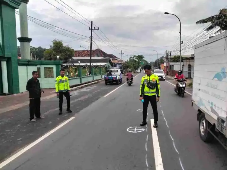 Kecelakaan Maut di Sumenep, Pemotor Meninggal Dunia