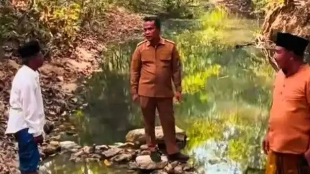 Bupati Bangkalan Tinjau Sumber Mata Air Desa Mandung