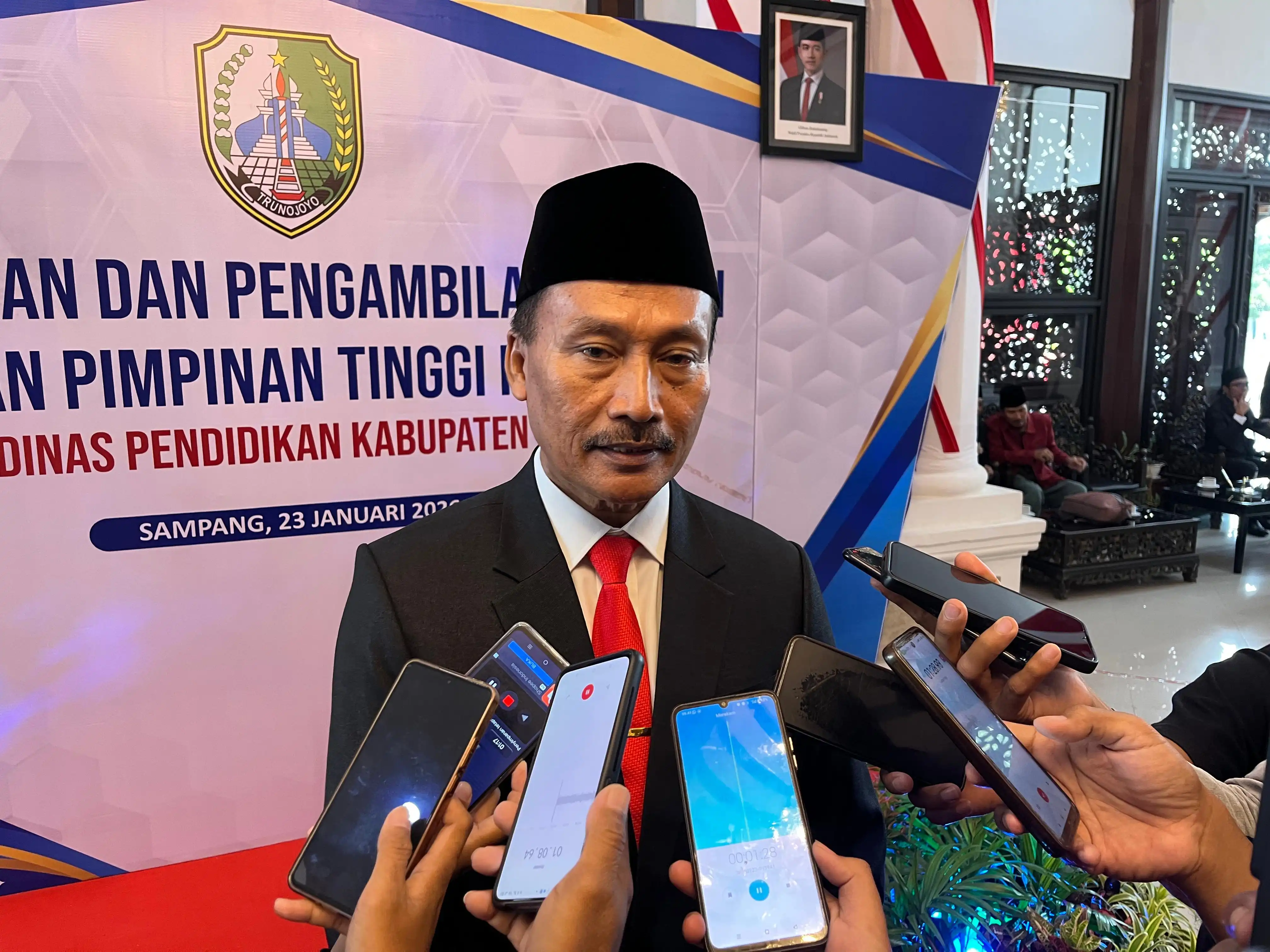 Skandal 'Sekolah Hantu': Disdik Sampang Akui SDN Batoporo Timur 1 Tanpa Pengawas